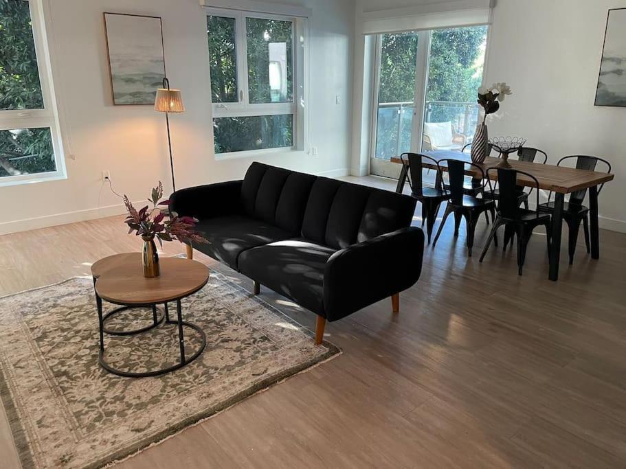 Stylish Westwood Apartment - Steps From Ucla-2 Bedroom 2 Bath 洛杉矶 外观 照片